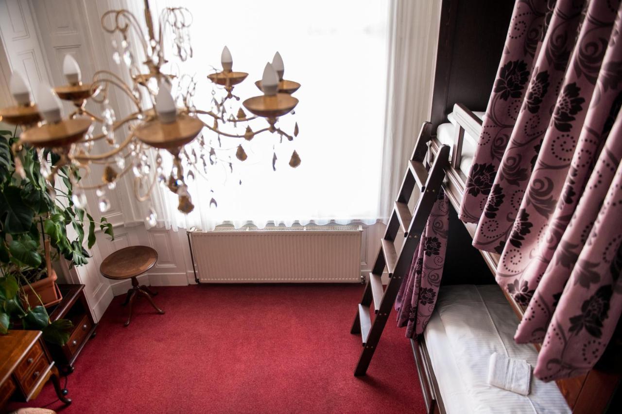 Boutique - Premium Hostal Viena